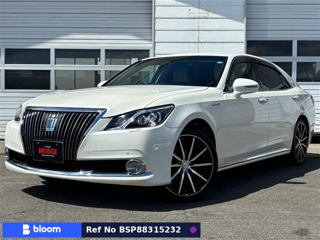 2015 Toyota Crown Majesta