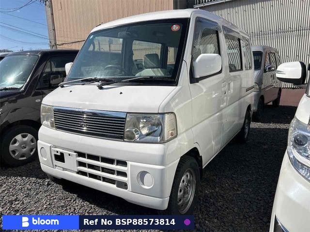 2003 Mitsubishi Townbox