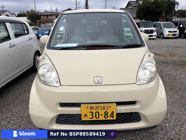 2005 Honda Life
