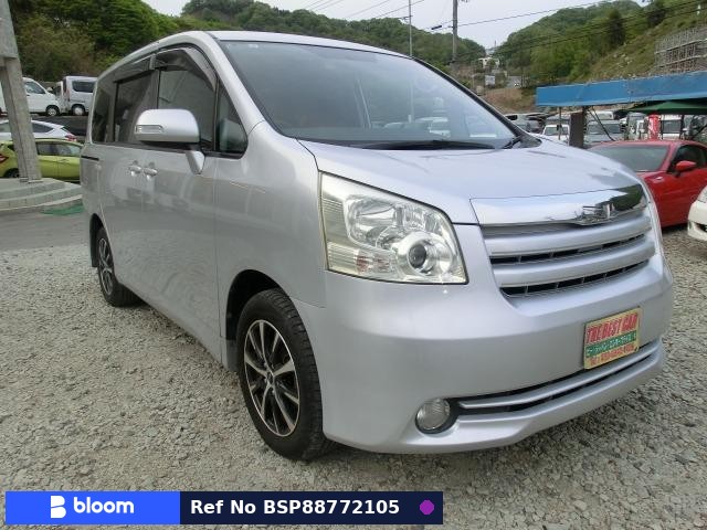 2007 Toyota Noah