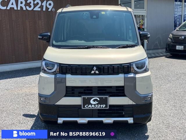 2023 Mitsubishi Delica Mini
