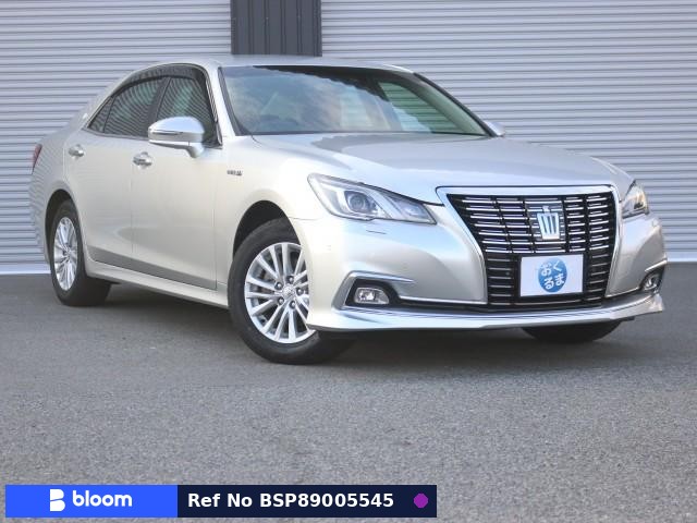 2017 Toyota Crown Hybrid