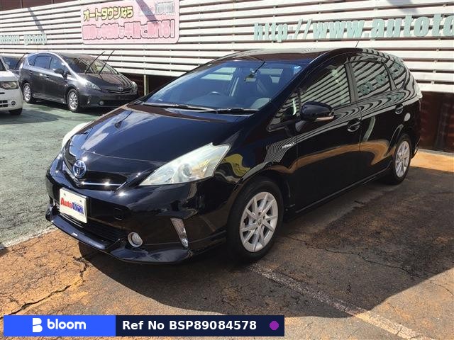 2012 Toyota Prius Alpha