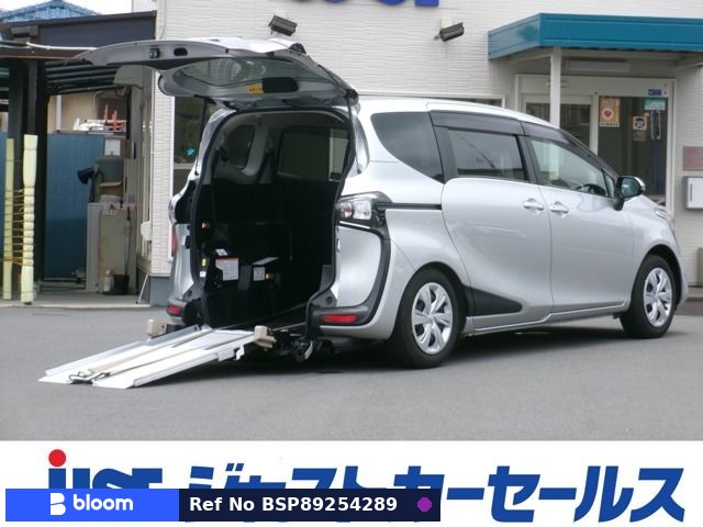 2021 Toyota Sienta