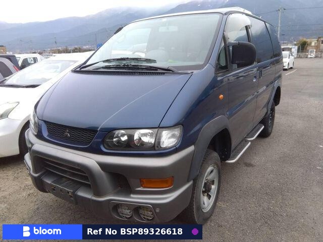 2001 Mitsubishi Delica Spacegear