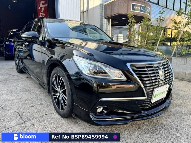 2015 Toyota Crown Hybrid