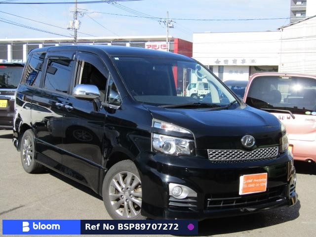 2011 Toyota Voxy