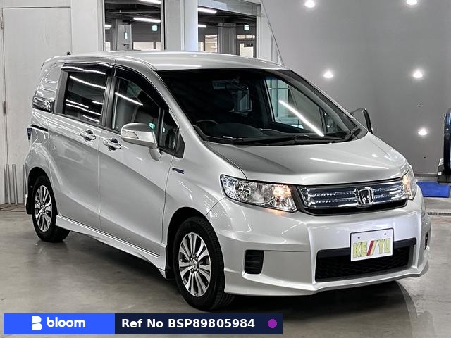 2012 Honda Freed Spike Hybrid