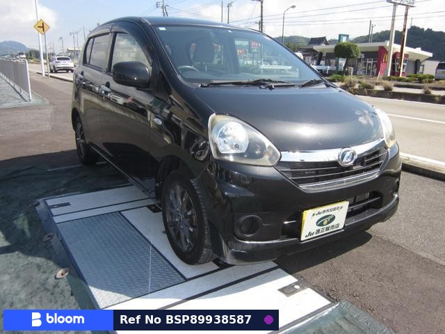 2014 Daihatsu Mira ES
