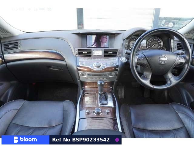 2010 Nissan Fuga Hybrid