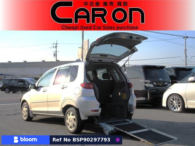 2003 Mazda Demio