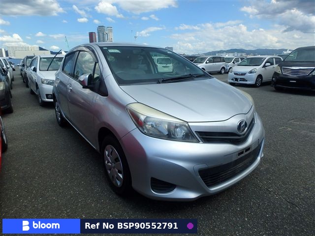 2011 Toyota Vitz