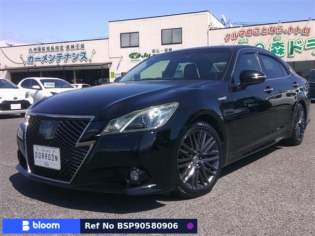 2014 Toyota Crown Hybrid