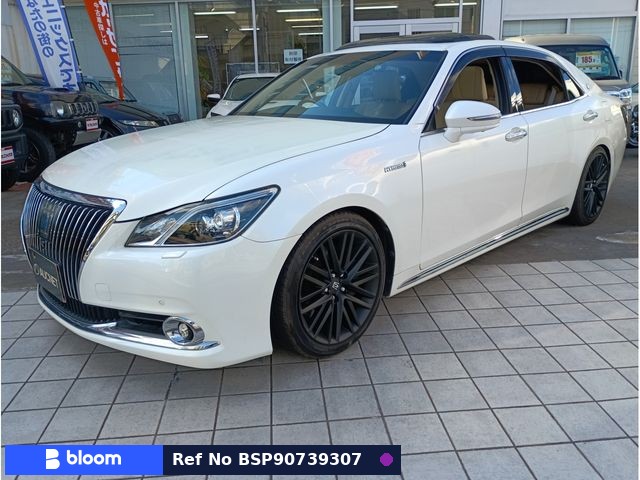 2013 Toyota Crown Majesta