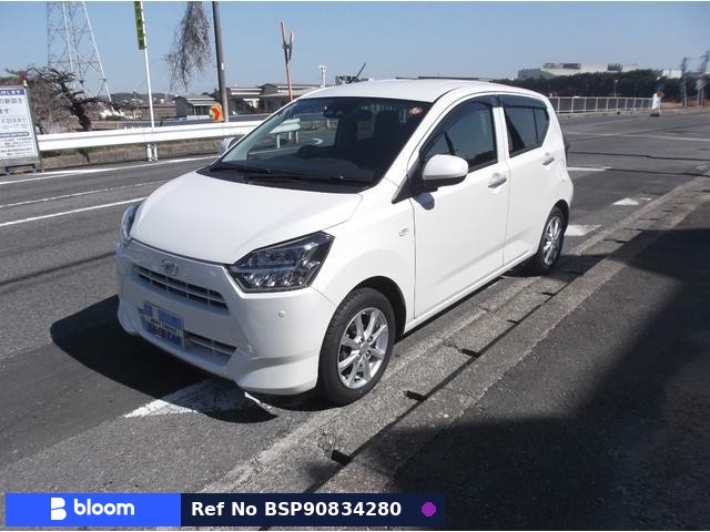 2017 Daihatsu Mira ES