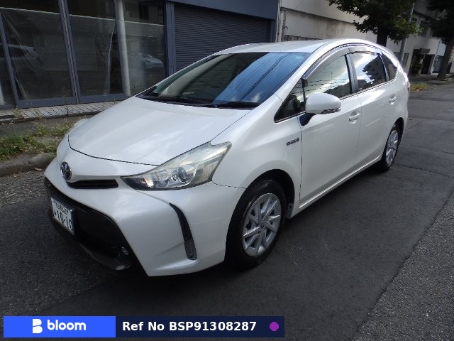 2015 Toyota Prius Alpha