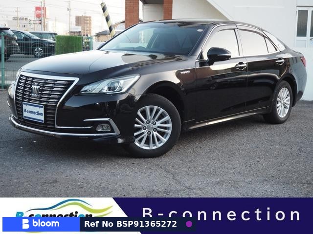 2016 Toyota Crown Hybrid