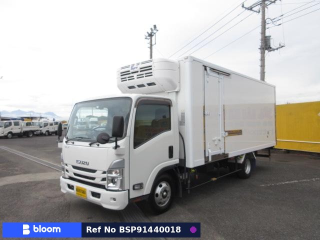 2022 Isuzu ELF Truck