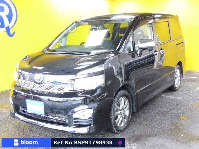 2011 Toyota Voxy