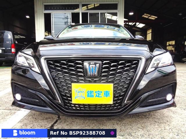 2018 Toyota Crown Hybrid