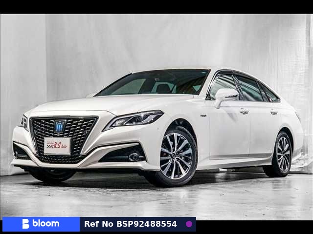 2019 Toyota Crown Hybrid
