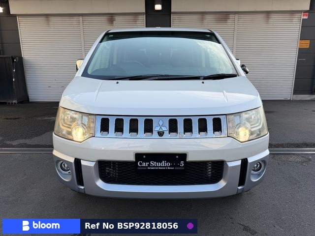 2009 Mitsubishi Delica D5
