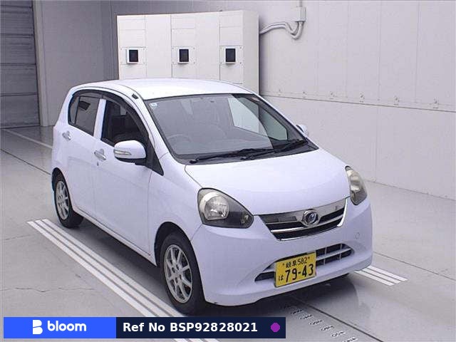 2012 Daihatsu Mira ES