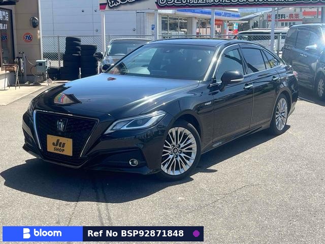 2019 Toyota Crown Hybrid