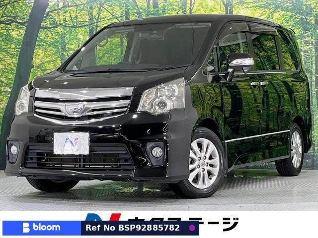 2013 Toyota Noah