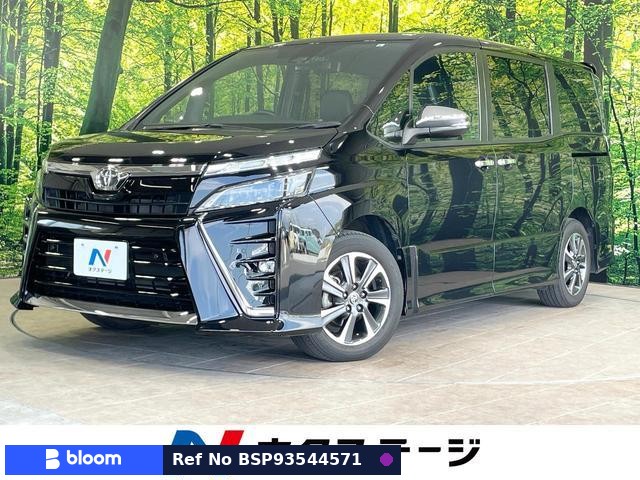 2021 Toyota Voxy