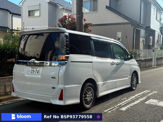 2021 Toyota Voxy