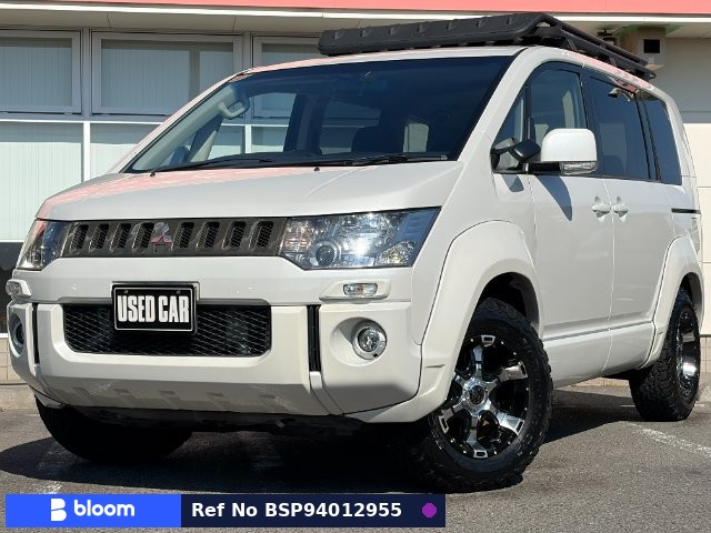 2015 Mitsubishi Delica D5