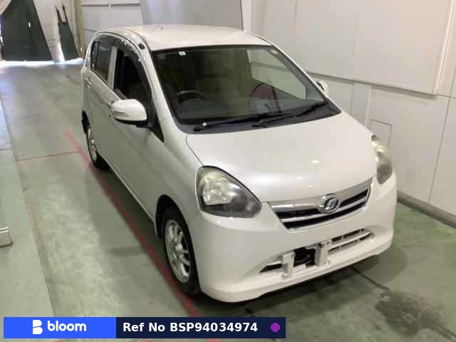 2013 Daihatsu Mira ES