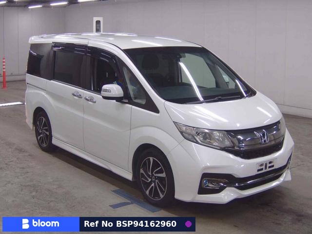 2017 Honda Stepwagon Spada