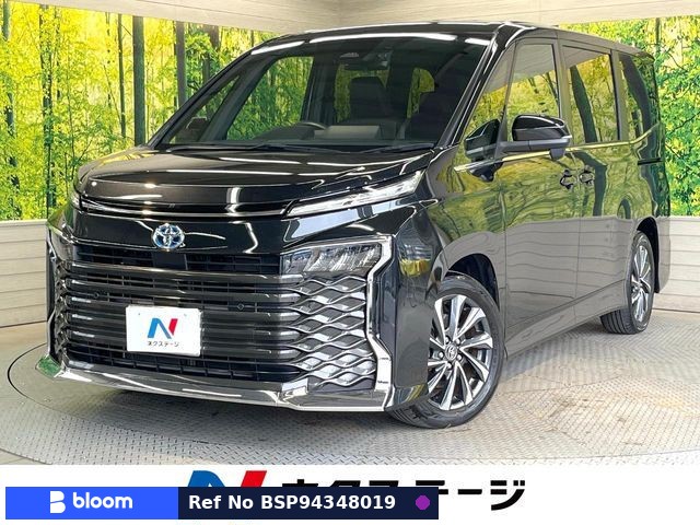 2023 Toyota Voxy