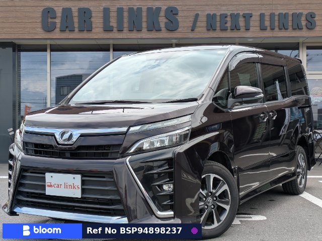 2017 Toyota Voxy