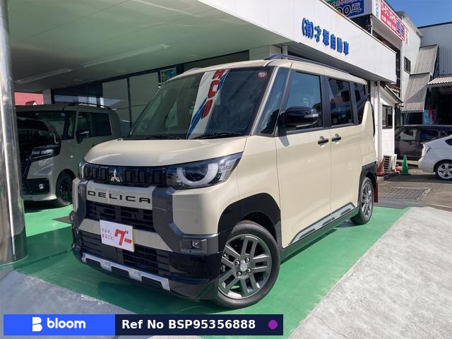 2023 Mitsubishi Delica Mini