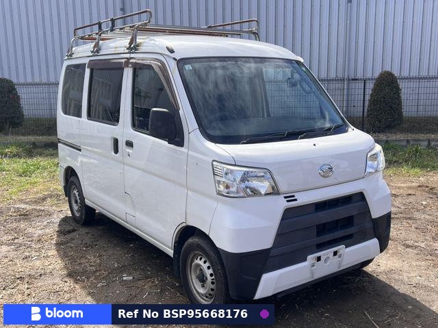 2018 Daihatsu Hijet Cargo