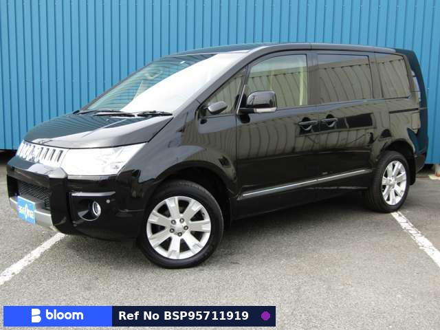 2018 Mitsubishi Delica D5
