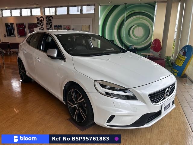 2017 Volvo V40