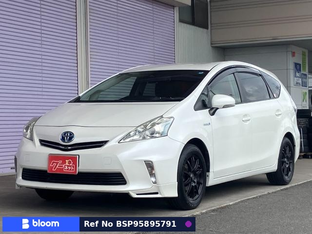 2013 Toyota Prius Alpha