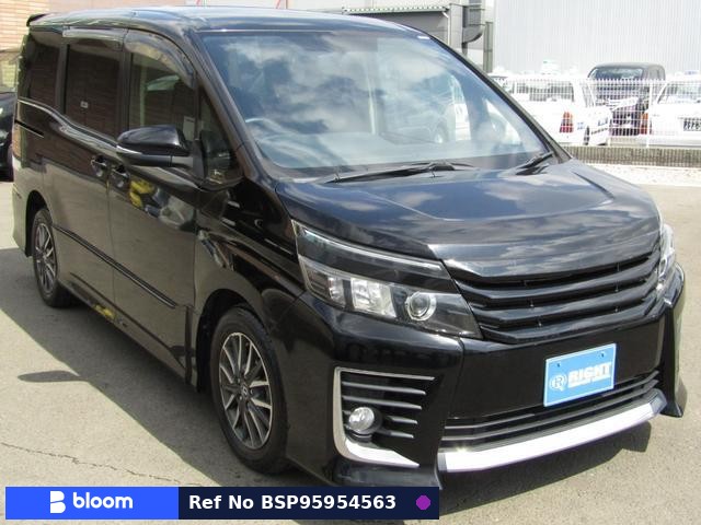 2014 Toyota Voxy