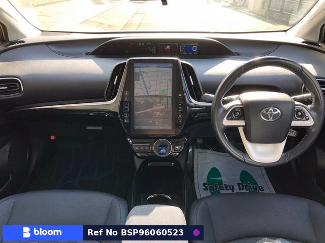 2017 Toyota Prius PHV