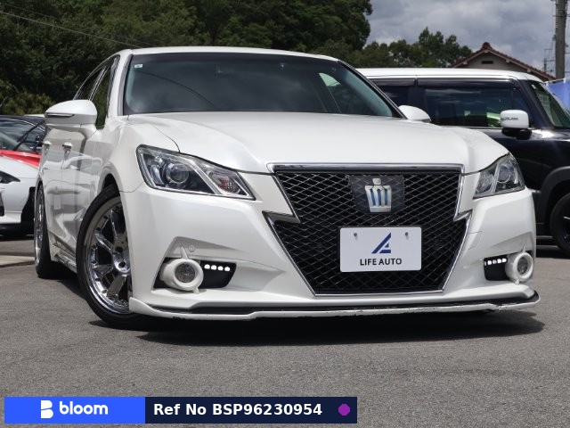 2013 Toyota Crown