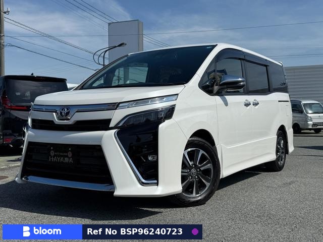 2020 Toyota Voxy