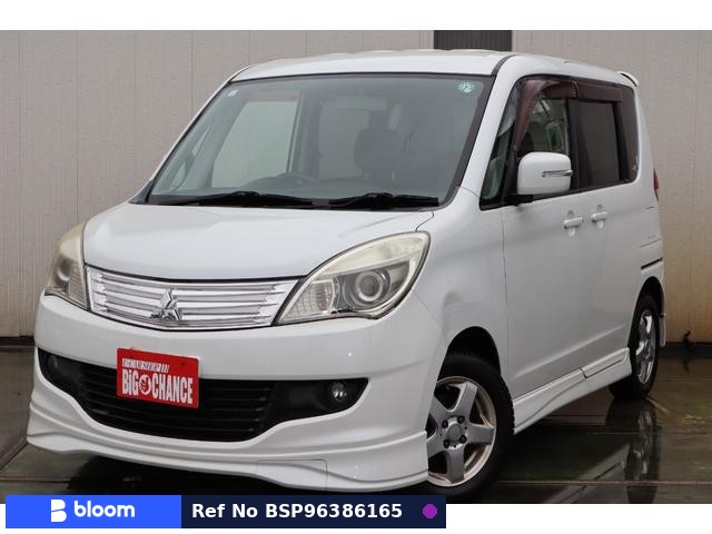 2011 Mitsubishi Delica D2