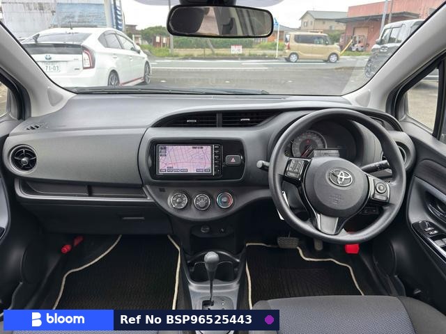 2016 Toyota Vitz