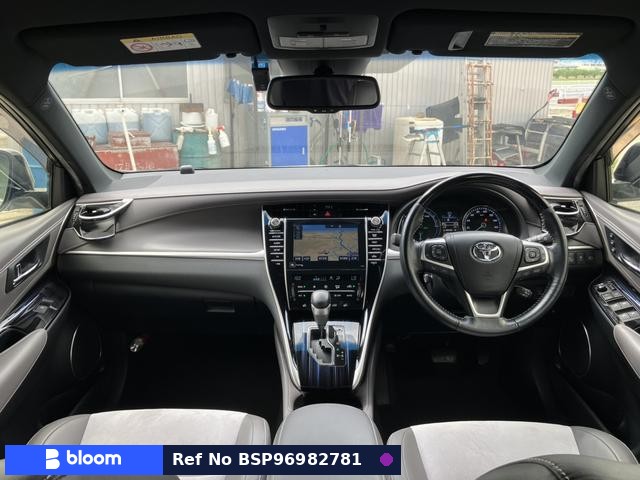 2016 Toyota Harrier Hybrid