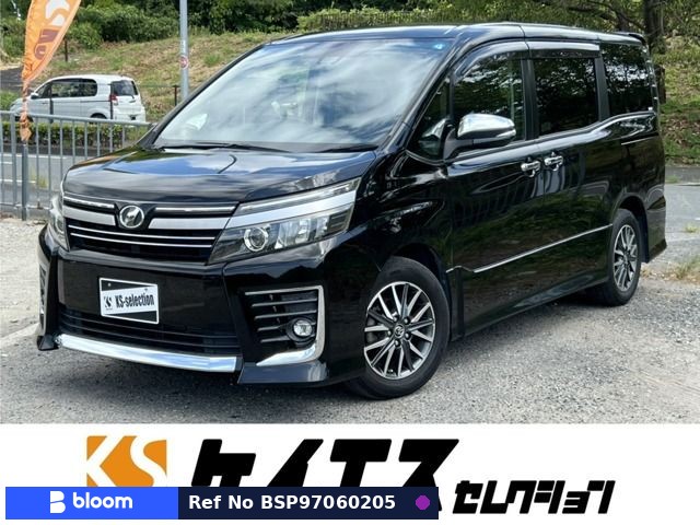 2017 Toyota Voxy