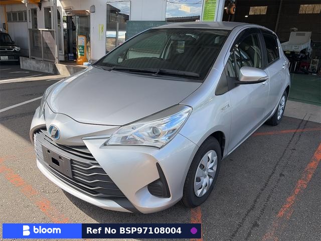 2017 Toyota Vitz